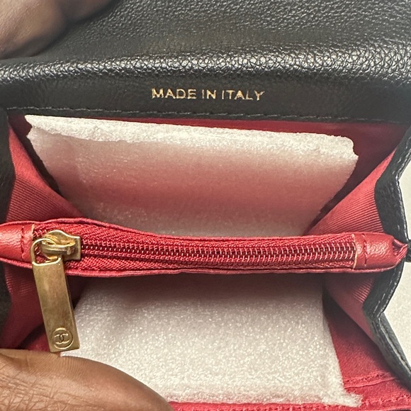 Chanel Black Quilted Wallet with Gold Logo NWOT - Picture 3 of 12